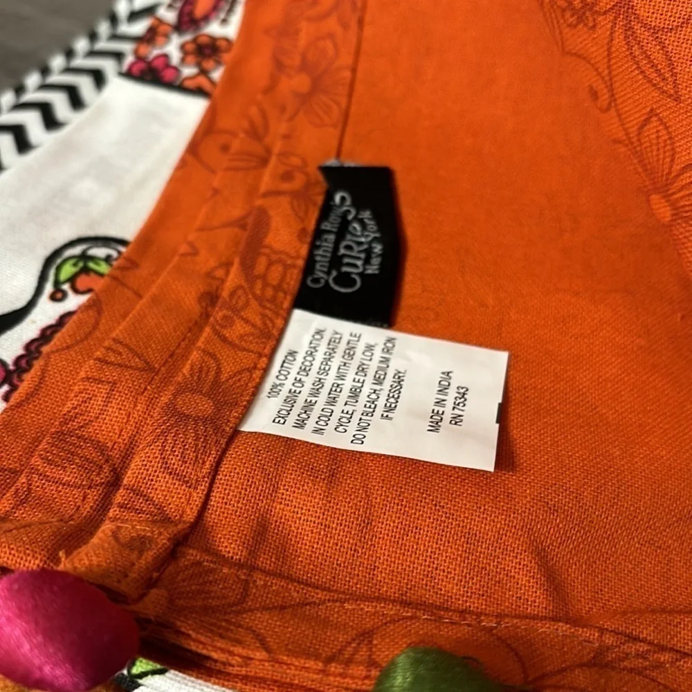 NWT! CYNTHIA ROWLEY CURIOUS SUGAR SKULL 3 PACK 100% COTTON HALLOWEEN TOWELS